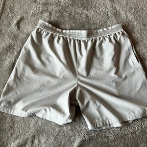 Fabletics Mens extra large white/grey shorts